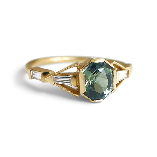 Obel Ring With Green Sapphire