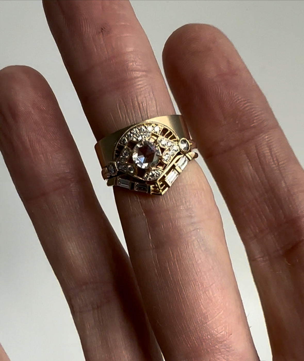 Stratum Ring