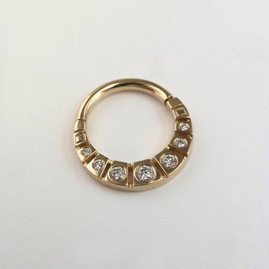 Kitt Hinge Ring