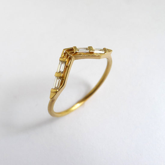 Stratum Ring