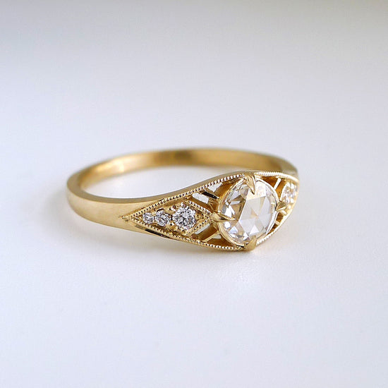 Isadora Ring With Tapered Shank and White Rosecut
