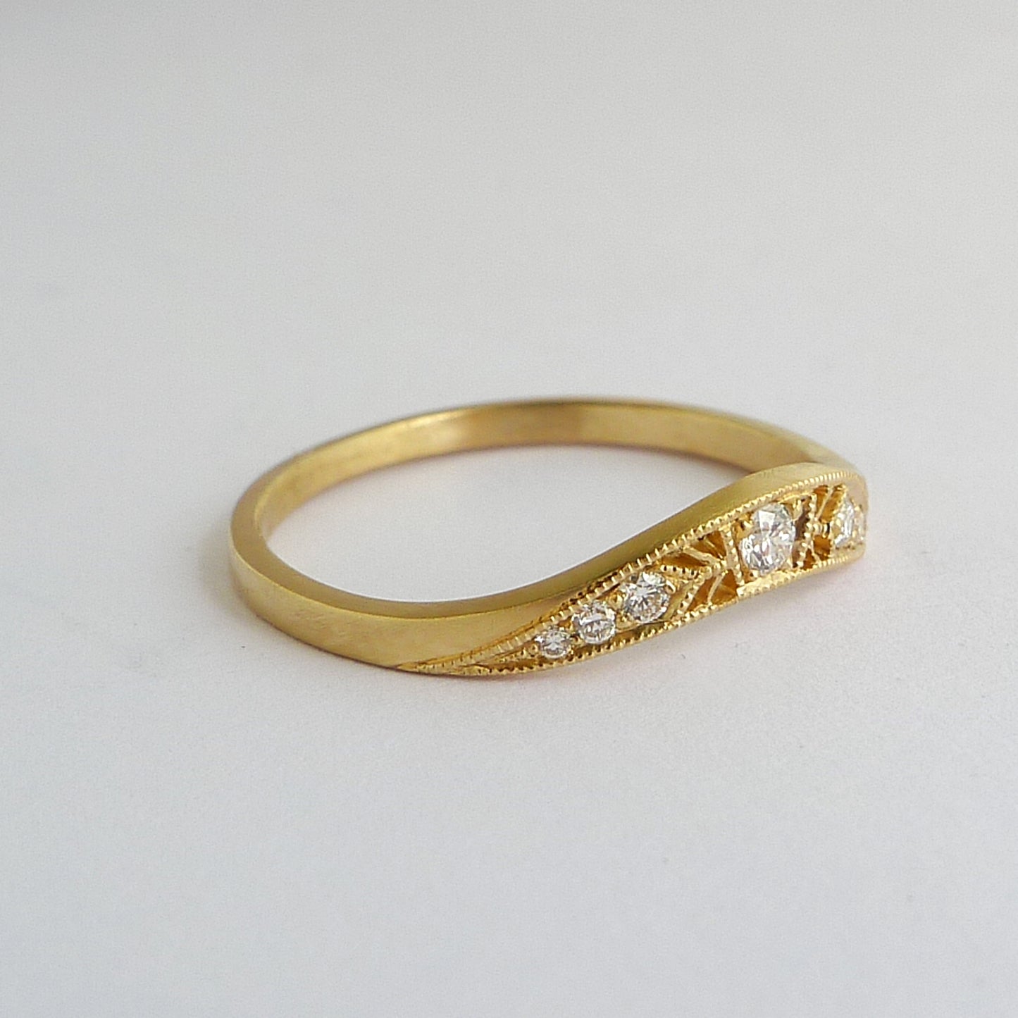 Tori Ring