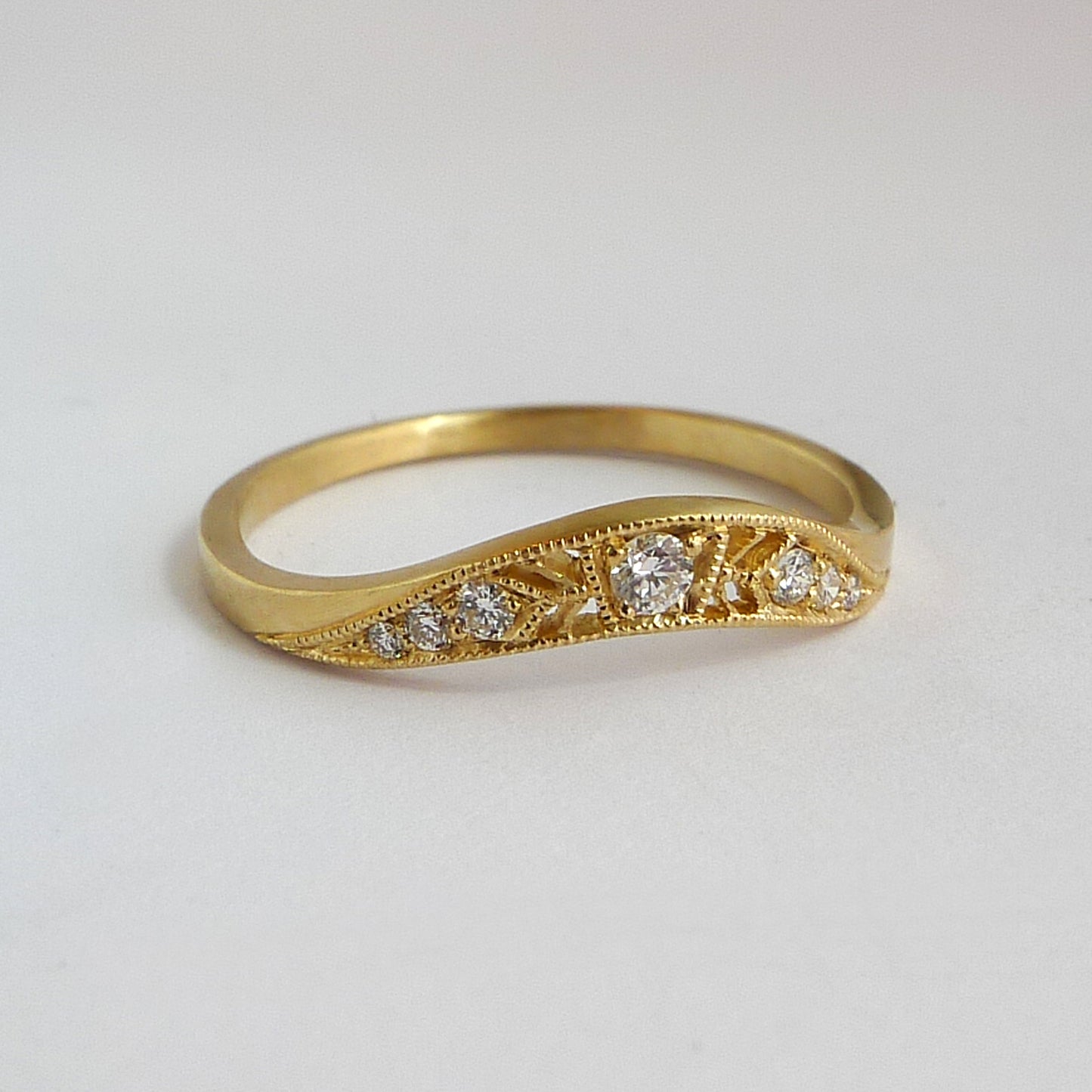 Tori Ring