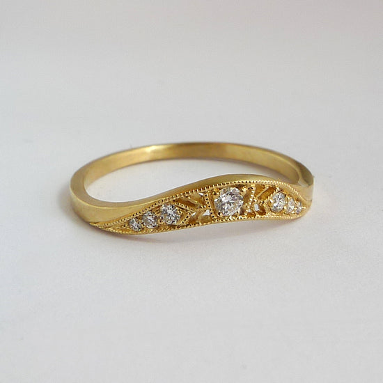 Tori Ring