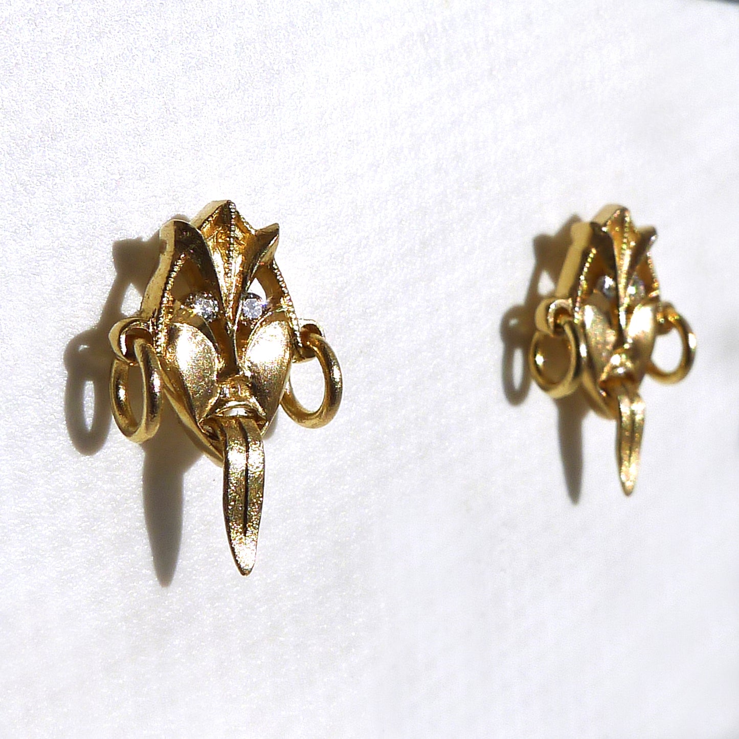 Fera Studs