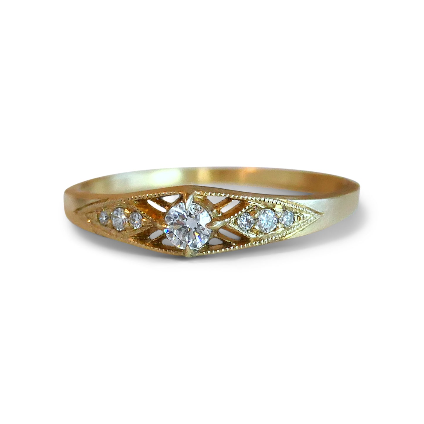 Minima Ring With Tapered Shank