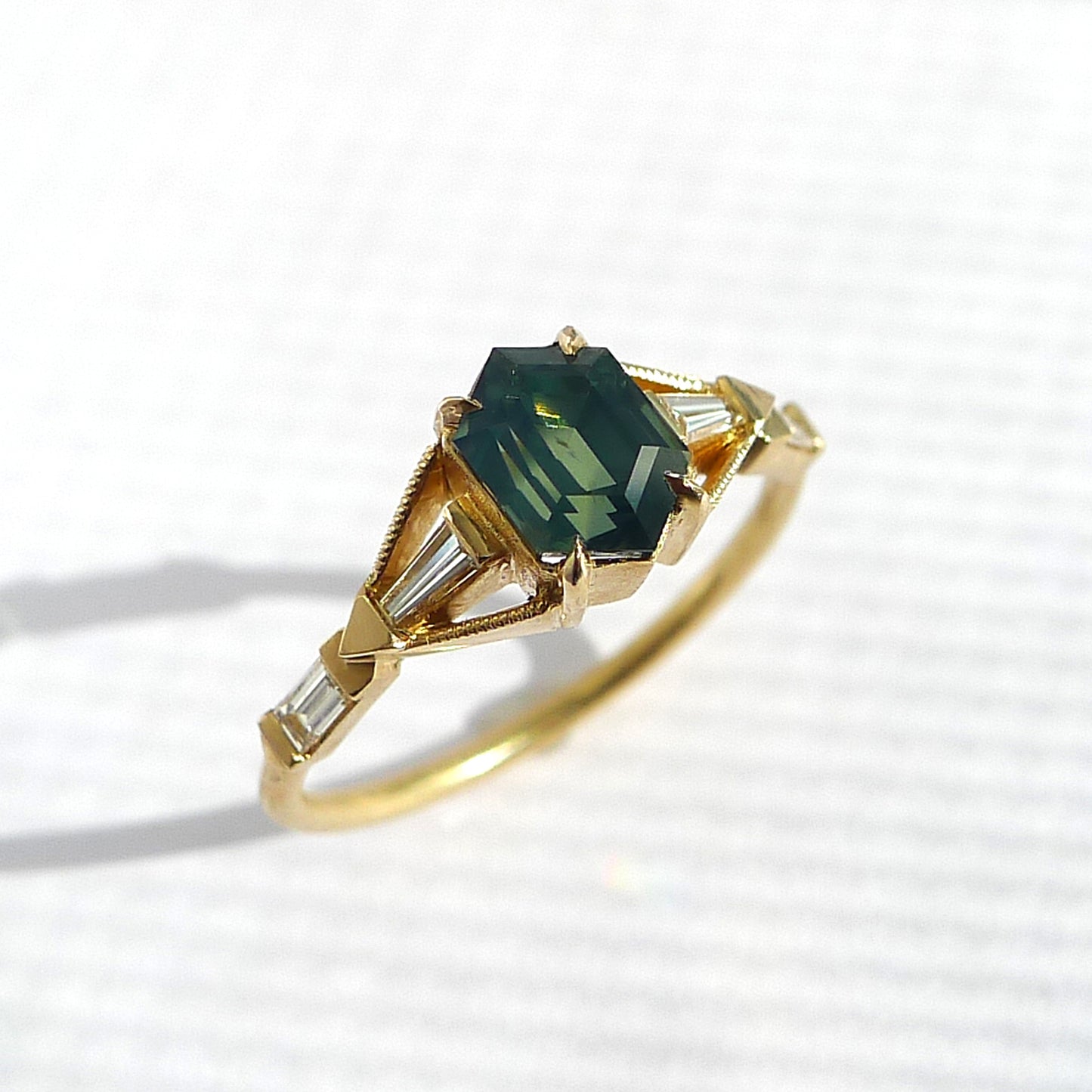 Obel Ring With Opalescent Green Sapphire