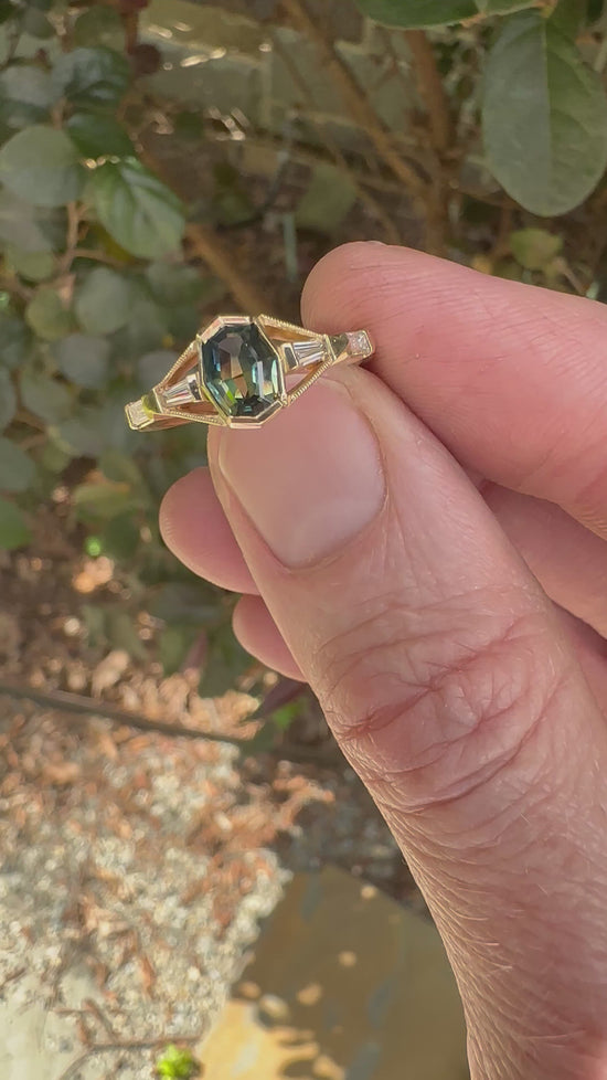 Load and play video in Gallery viewer, Obel Ring With Blue green Sapphire
