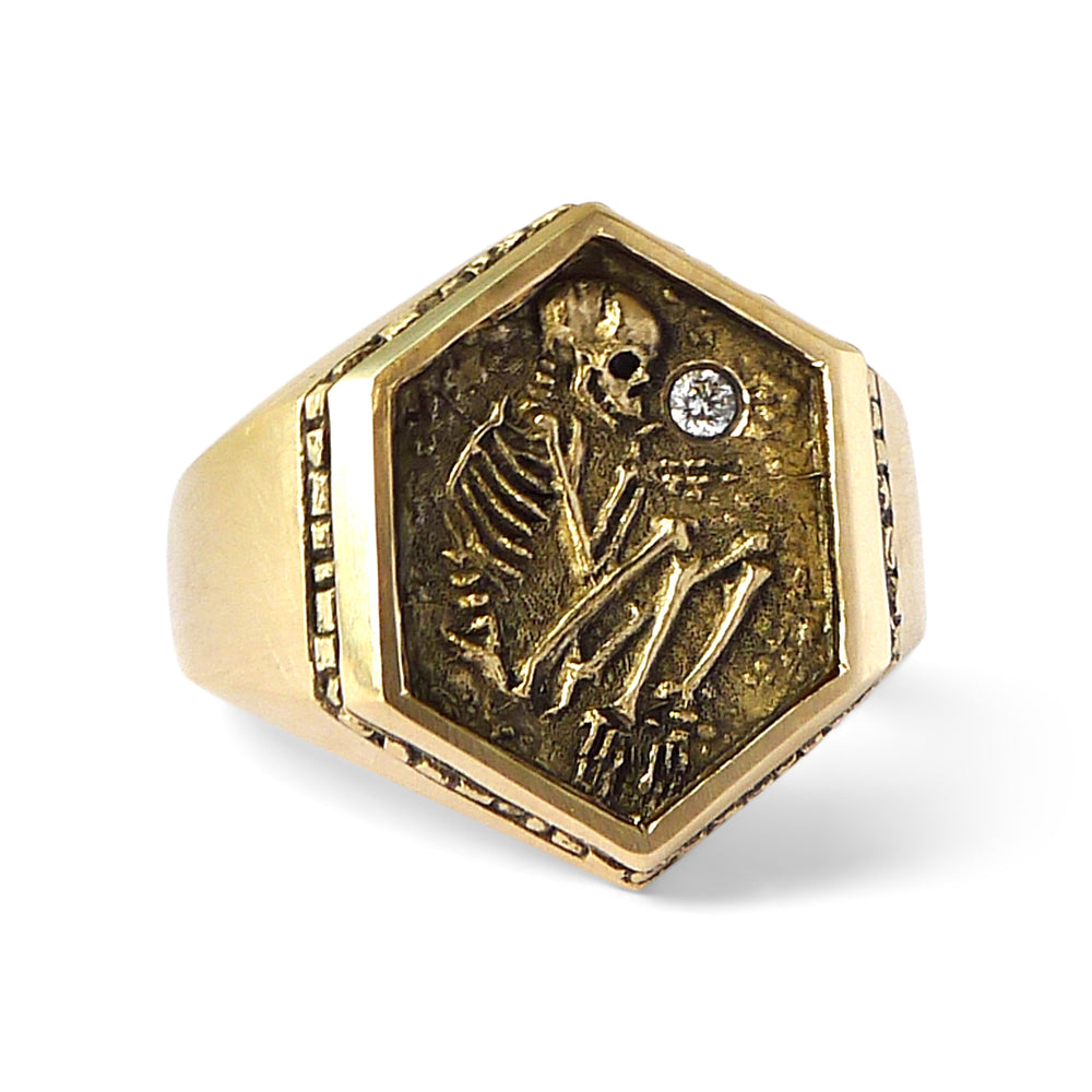 Shallow Grave Ring Gold