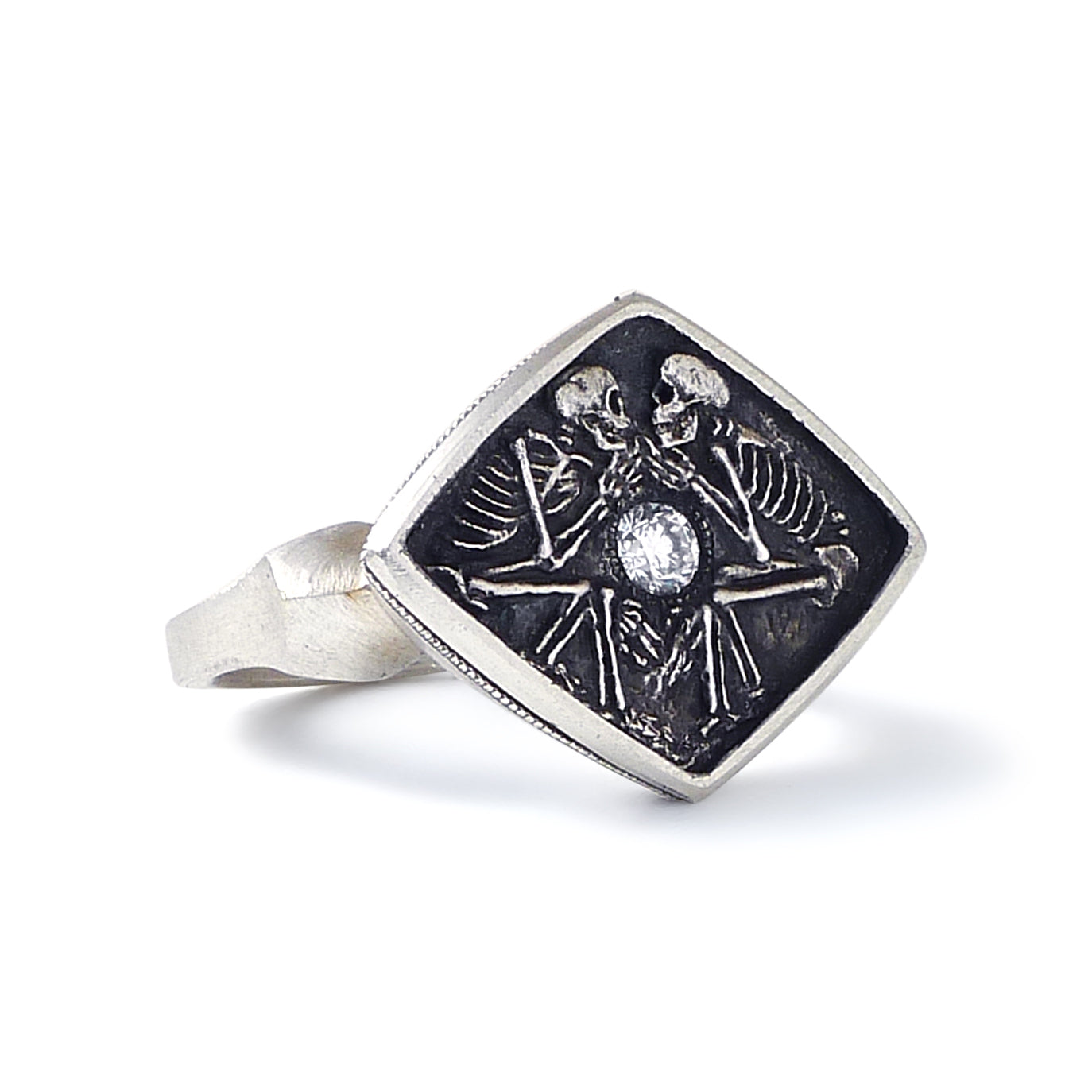Dulcis Mortem Ring with Oxidized Silver