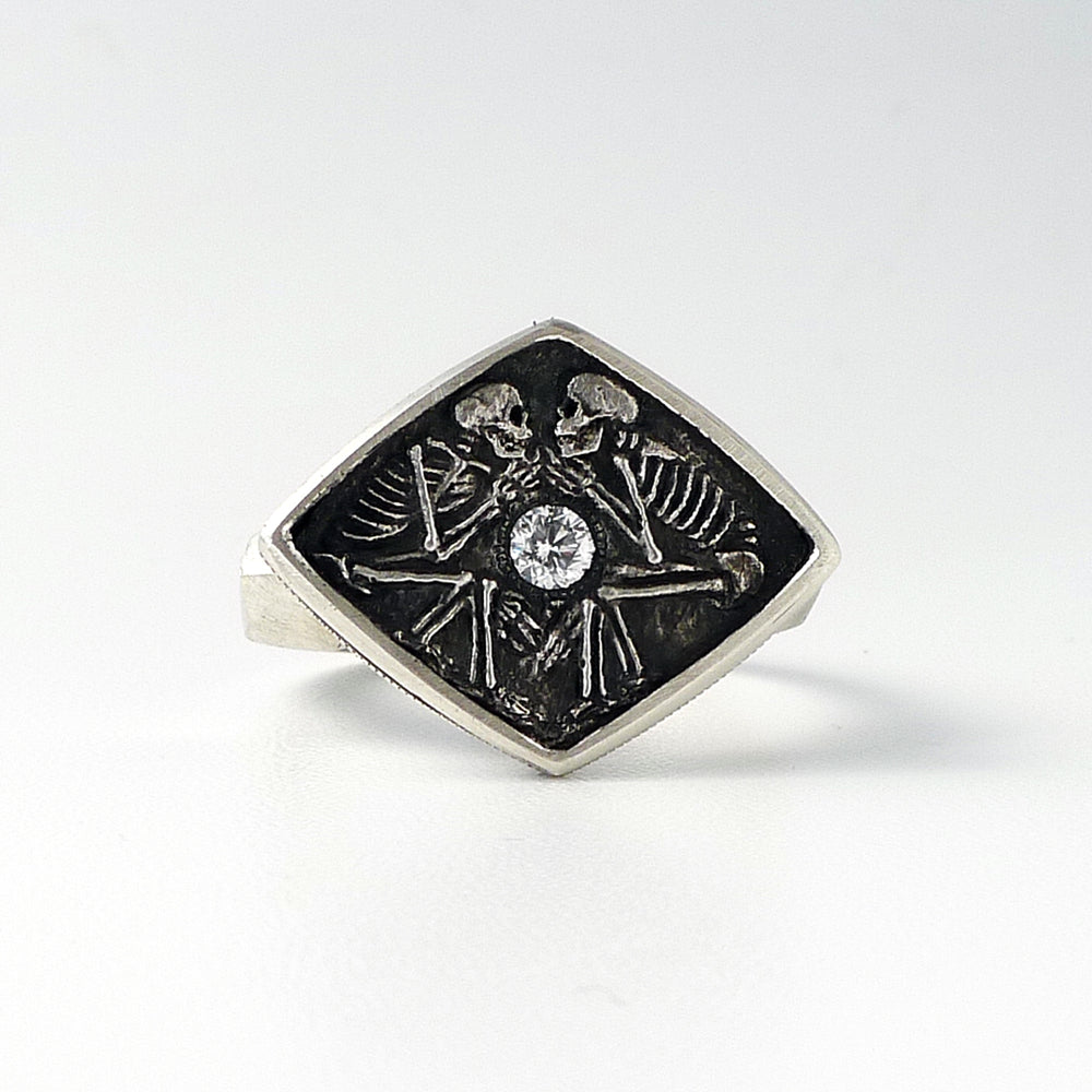 Dulcis Mortem Ring with Oxidized Silver