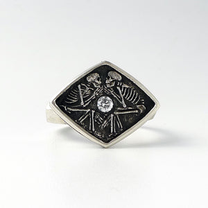 Dulcis Mortem Ring with Oxidized Silver