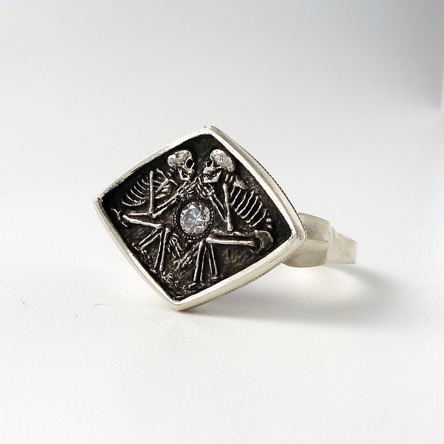 Dulcis Mortem Ring with Oxidized Silver