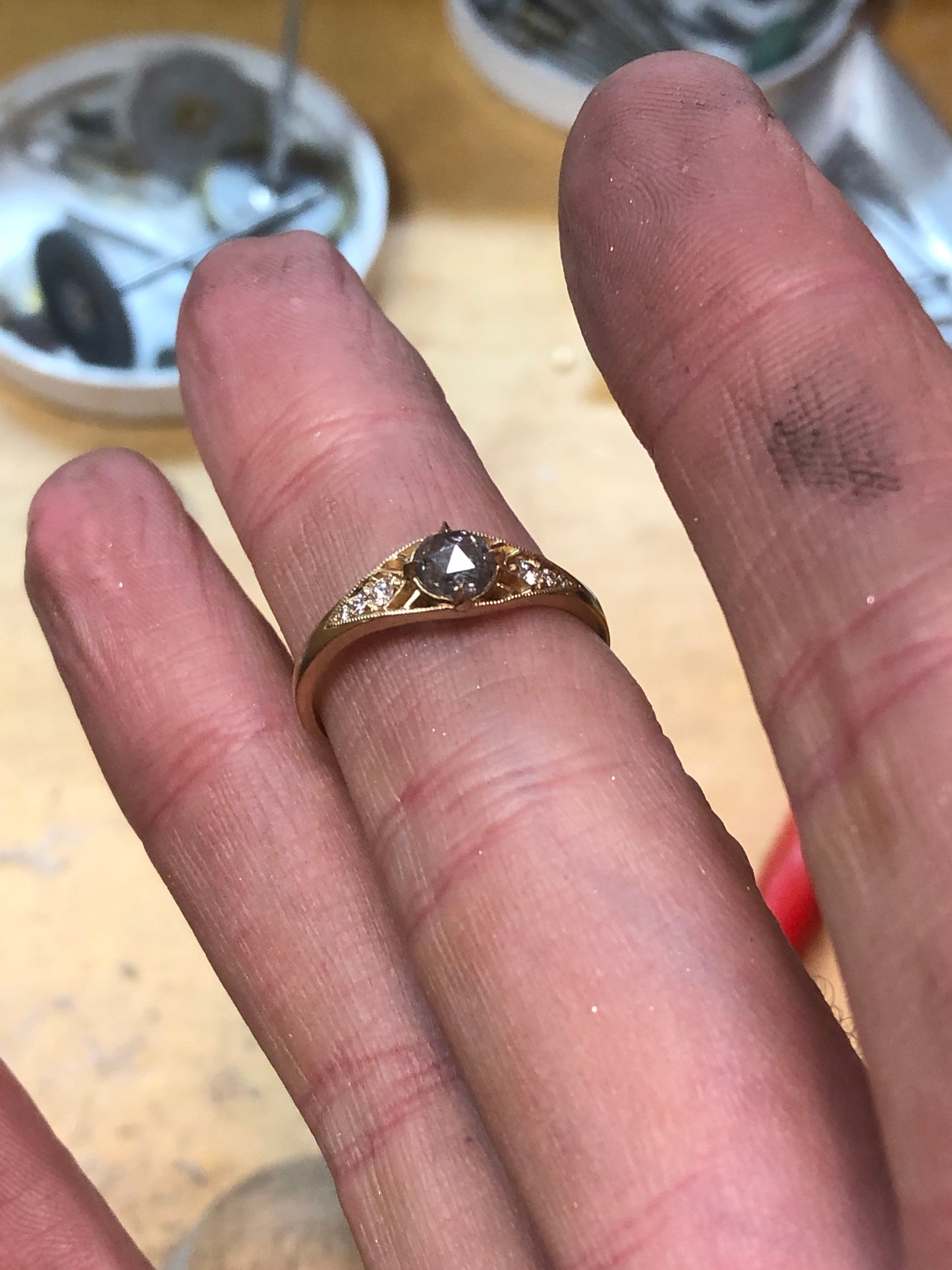 Tapered Isadora ring w/ 5mm Rosecut Diamond