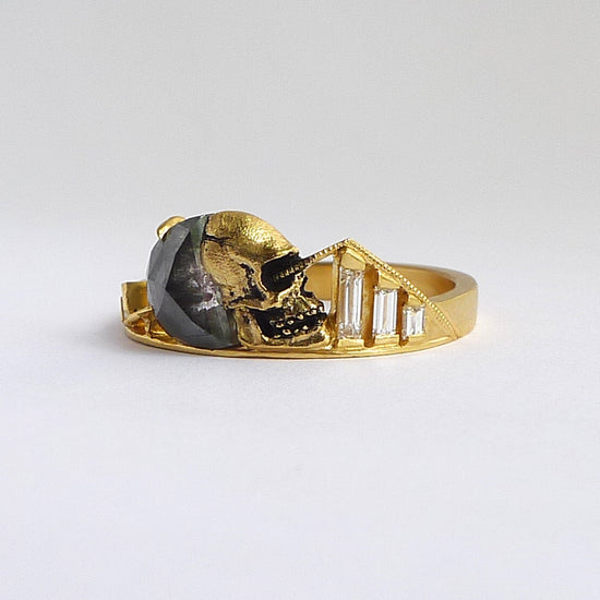 Lux Mori Ring