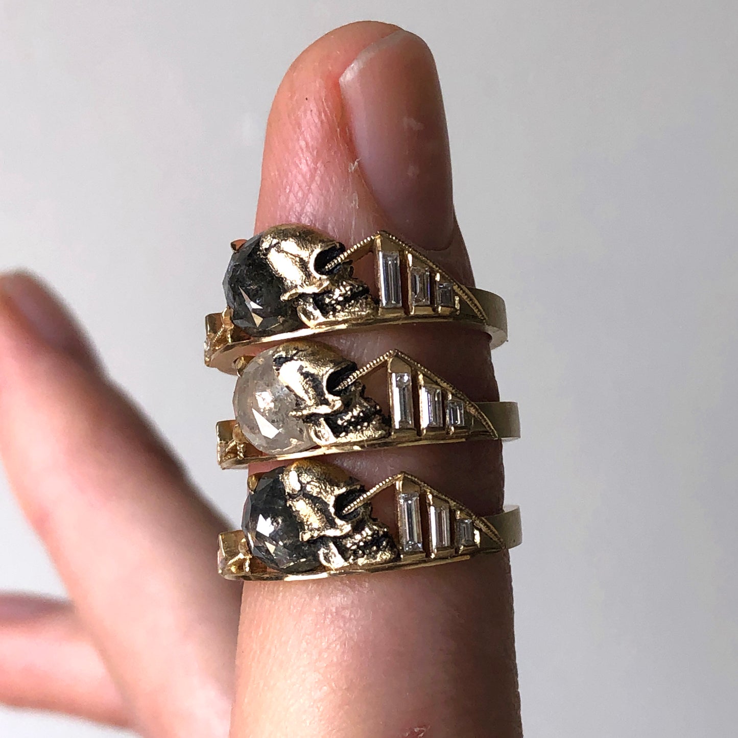 Lux Mori Ring