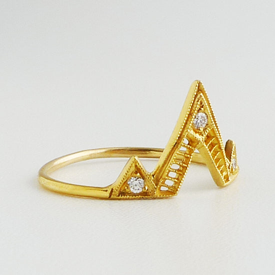 Giza Ring