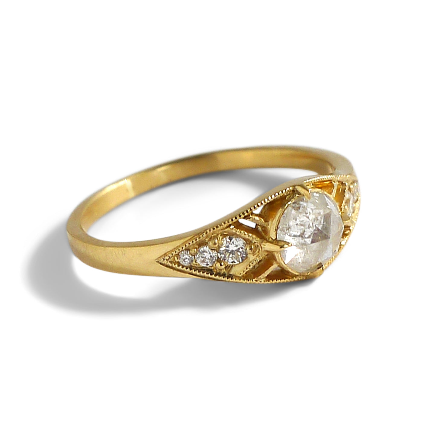 Tapered Isadora ring w/ 5mm Rosecut Diamond