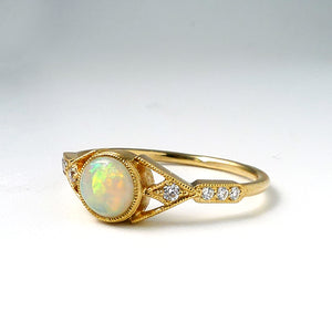 Aestas Ring with Opal