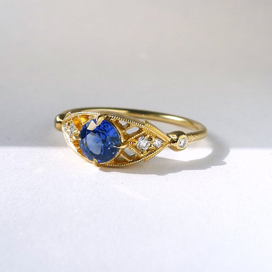 Isadora Ring w/ 5mm Medium Blue Sapphire