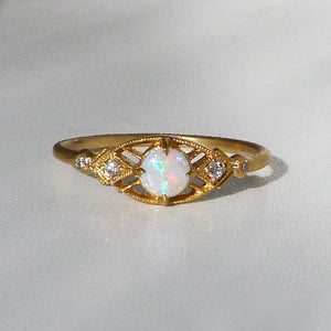 Isadora Ring w/ 4mm Opal Cabochon