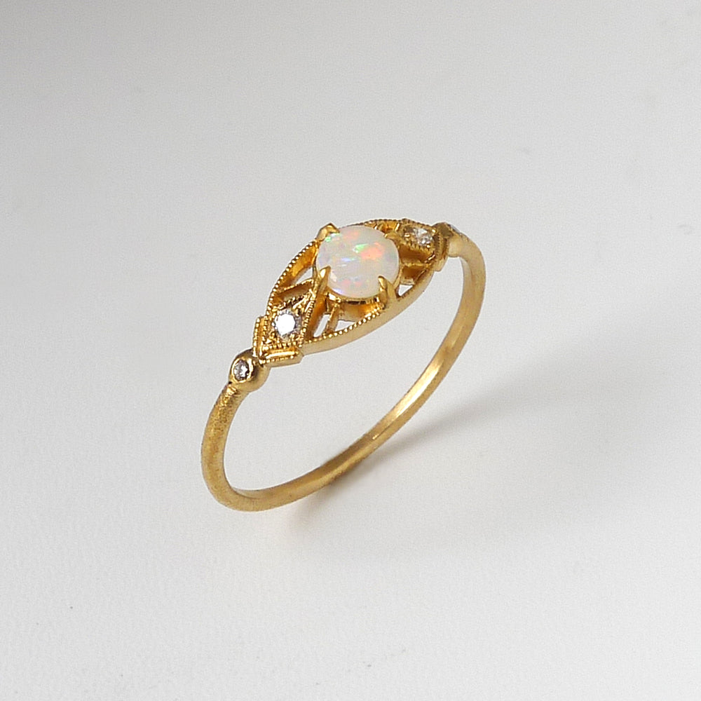 Isadora Ring w/ 4mm Opal Cabochon