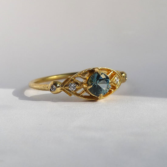 Isadora w/ 4mm Teal Sapphire Brilliant