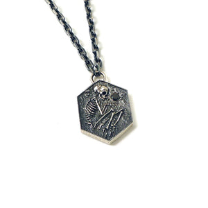 Shallow Grave Pendant (silver)